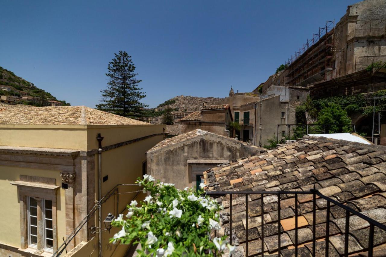 A Casa Di Cassi Hotel Modica Bagian luar foto